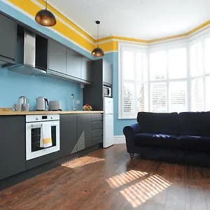  Apartment Beechurst Serviced United Kingdom
